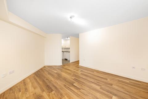 2 bedroom flat to rent, Edith Cavell Way, London, SE18