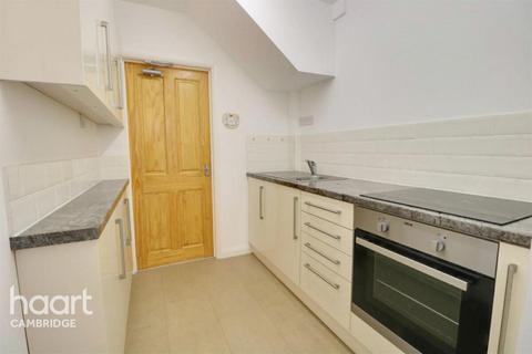 1 bedroom in a house share to rent, Coldhams Grove, Cambridge