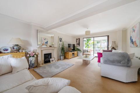 131 Downs Road, South Wonston, Winchester, SO21 3EH