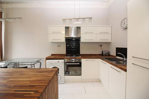 2 bedroom flat to rent, Claremont Terrace, Newcastle Upon Tyne NE2