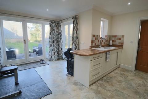 3 bedroom semi-detached house to rent, The Street, Icklingham IP28