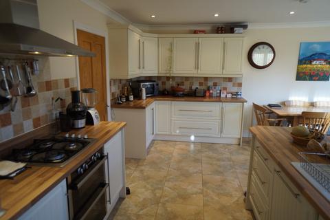 3 bedroom semi-detached house to rent, The Street, Icklingham IP28