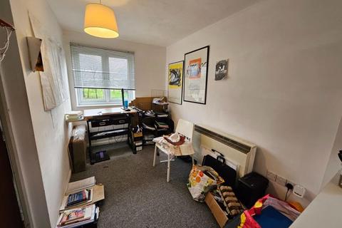 1 bedroom apartment to rent, Paddock Close, Bristol