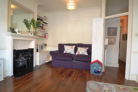 2 bedroom apartment to rent, Melrose Avenue, Wimbledon Park