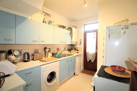 1 bedroom flat to rent - Bushey Road, Raynes Park SW20