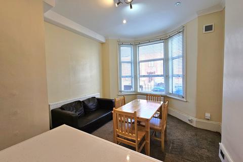 undefined, Villiers Road, Willesden NW2