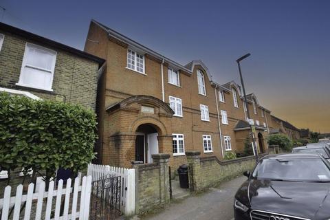 1 bedroom apartment to rent, All Saints Road, London SW19