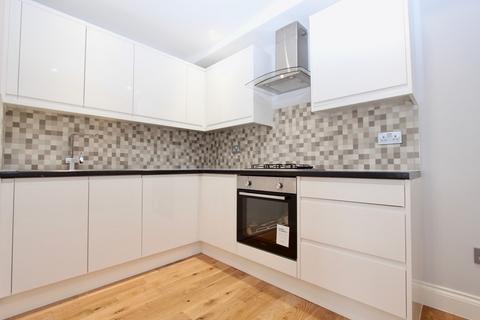 Studio to rent, Barnsbury Lane, Surbiton KT5