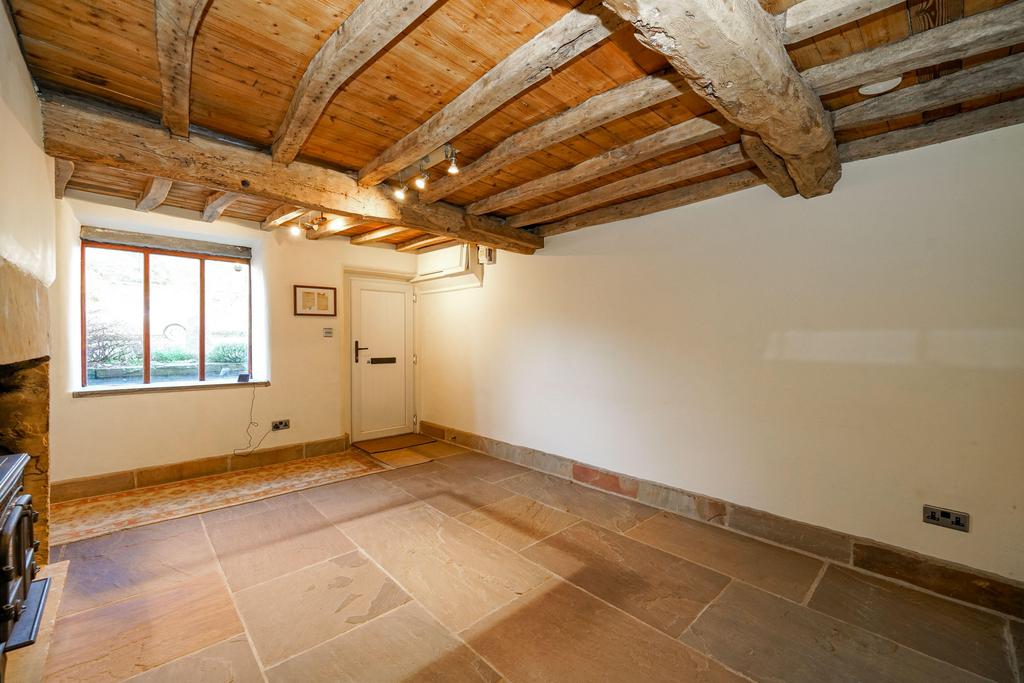Isherwood Fold, Turton, Bolton, Lancs, ., BL7 3 bed cottage to rent £