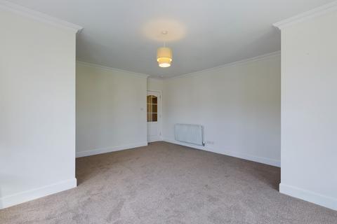 3 bedroom flat to rent, Littlejohn Avenue, Greenbank, Edinburgh, EH10