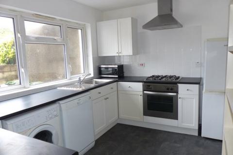 3 bedroom terraced house to rent, Vicarage Court, Pontypridd, CF38 1DL