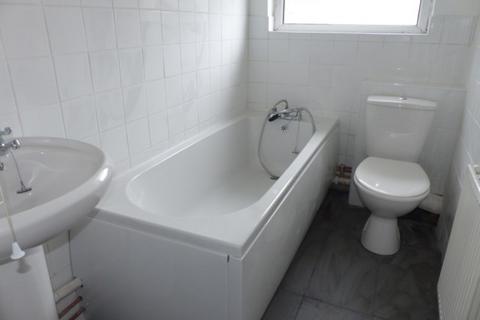 3 bedroom terraced house to rent, Vicarage Court, Pontypridd, CF38 1DL