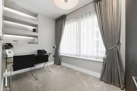3 bedroom apartment to rent, St. Johns Wood Park, St John's Wood, NW8