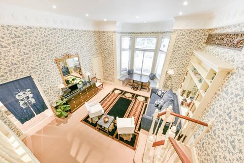 1 bedroom flat to rent, Onslow Gardens, London