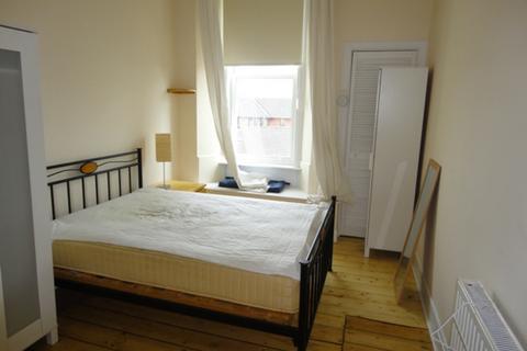 4 bedroom apartment to rent, Arlington street, Woodlands G3