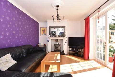 3 bedroom terraced house to rent, 4 Borough Close, Cowbridge, The Vale of Glamorgan, CF71 7BN