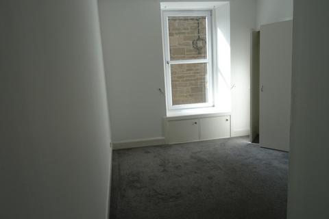 2 bedroom flat to rent, Seafield Road, West End, Dundee, DD1