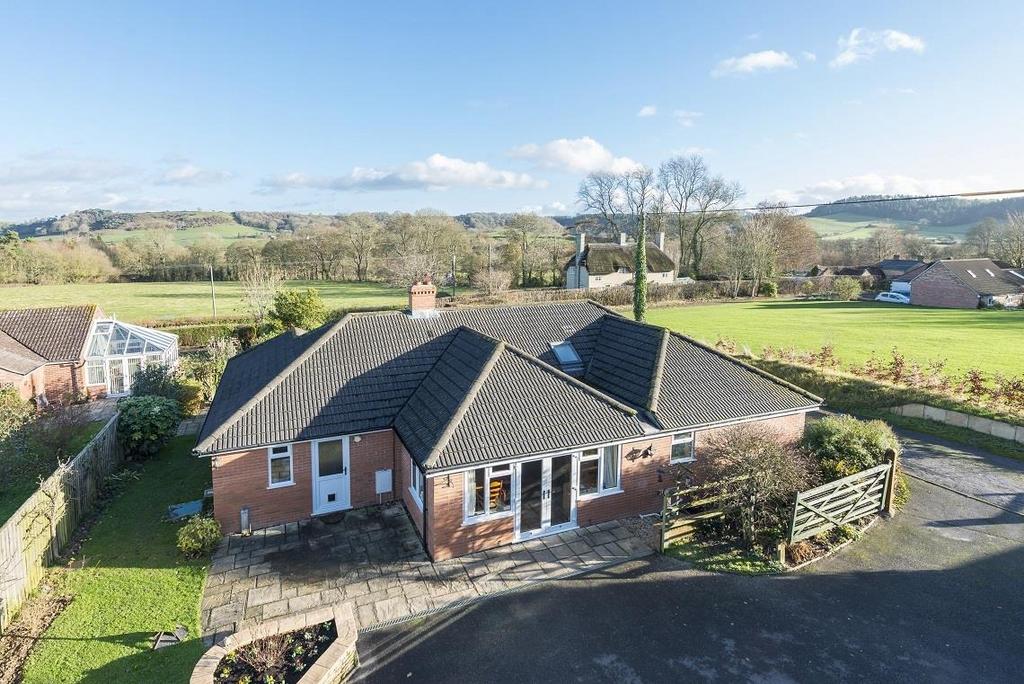 Penmore Road, Sandford Orcas, Sherborne, Dorset, DT9 5 bed detached