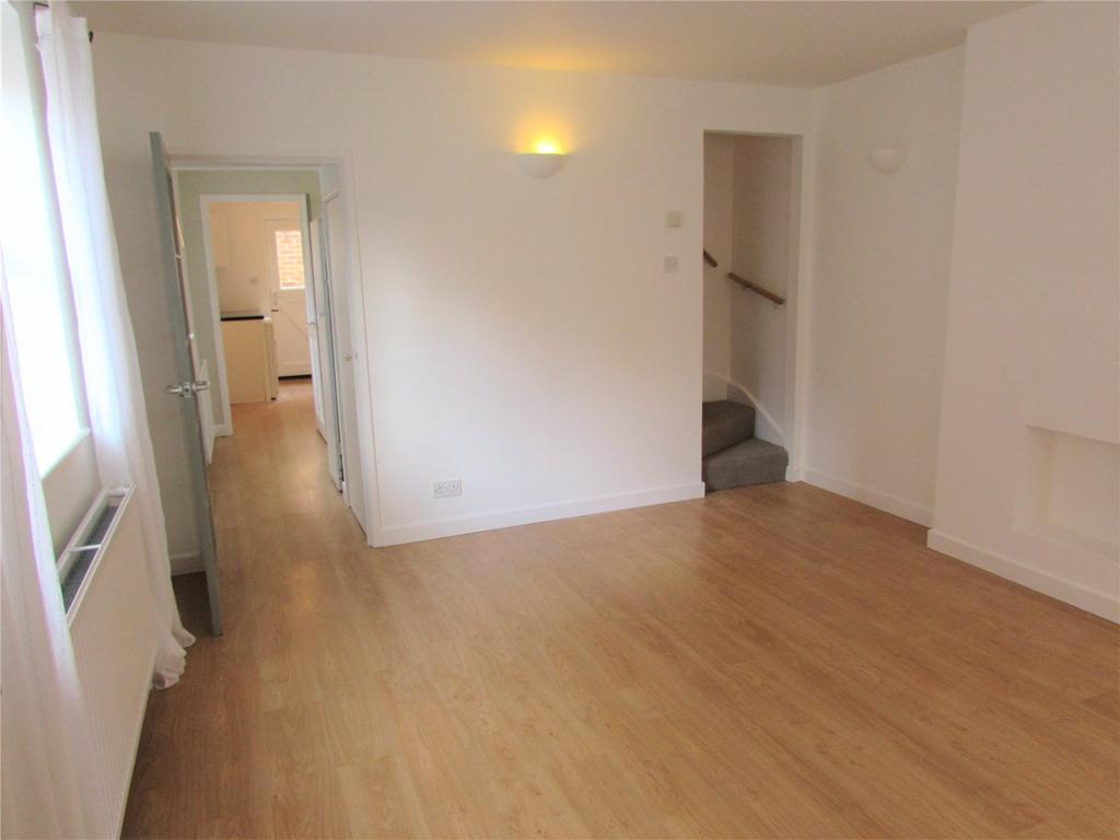 Living/Dining Area
