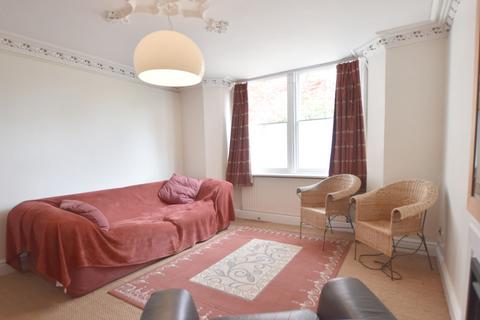2 bedroom end of terrace house to rent, Albury Square, The Park