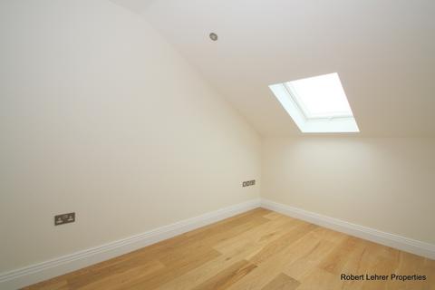 4 bedroom house to rent, Lotus Mews, Sussex Way, Archway, N19