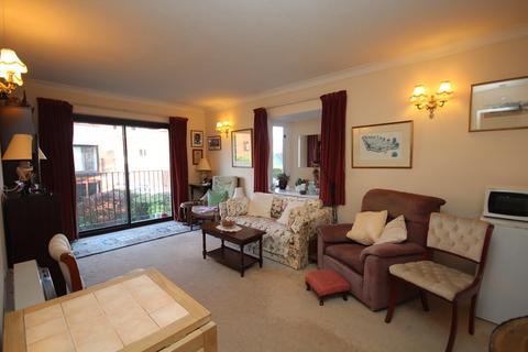 1 bedroom retirement property for sale - White Lion Courtyard, Deweys Lane, Ringwood, Hampshire, BH24