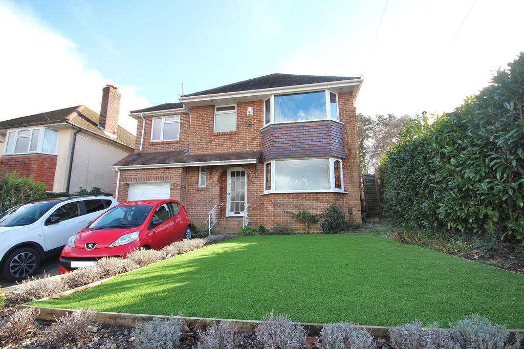 Abbotsbury Road, Broadstone, Dorset, BH18 5 bed detached house £525,000