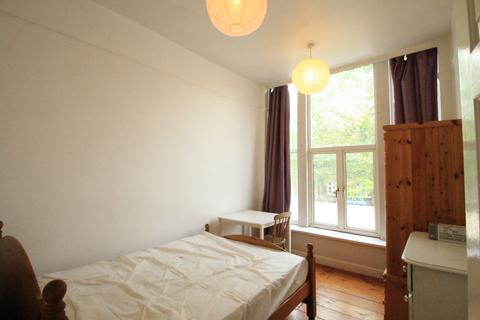 undefined, Caledonian Road,  Islington, N7