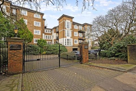 undefined, Queens Road,  Richmond,  TW10
