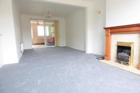 3 bedroom semi-detached house to rent, Collingtree, Luton, Bedfordshire, LU2 8HN