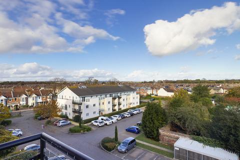 2 bedroom apartment for sale - Admirals House, Gisors Road