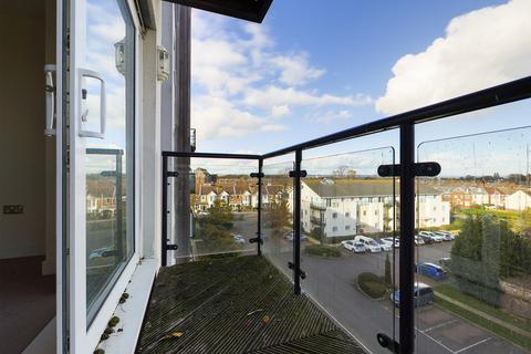 2 bedroom apartment for sale, Admirals House, Gisors Road