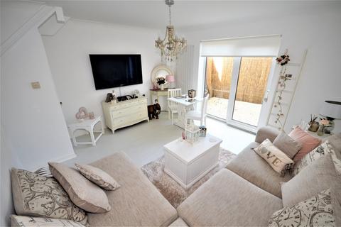 2 bedroom end of terrace house for sale, Melville Gardens, Bournemouth