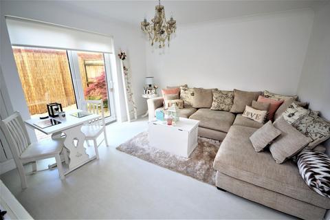 2 bedroom end of terrace house for sale, Melville Gardens, Bournemouth