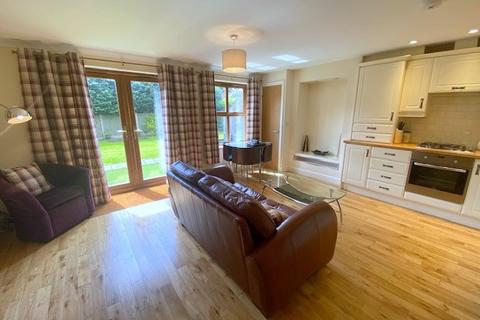 1 bedroom flat to rent, 443 Bolton Road West, Holcombe Brook, Bury, BL0 9RN