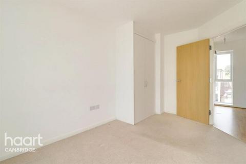 2 bedroom flat to rent, Lawrence Weaver Road, Cambridge