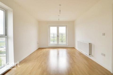 2 bedroom flat to rent, Lawrence Weaver Road, Cambridge