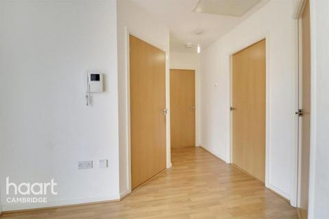 2 bedroom flat to rent, Lawrence Weaver Road, Cambridge