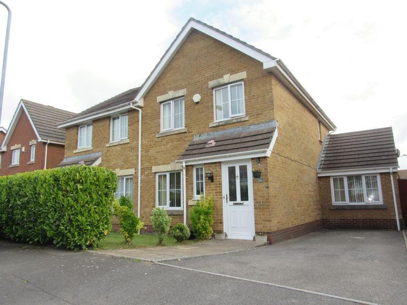 Thorne Way St Marys Field Cardiff CF5 5DL 3 bed semidetached house £