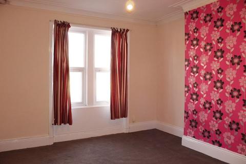 2 bedroom ground floor flat for sale - George Street, Wallsend, Two Bed Ground Floor Flat