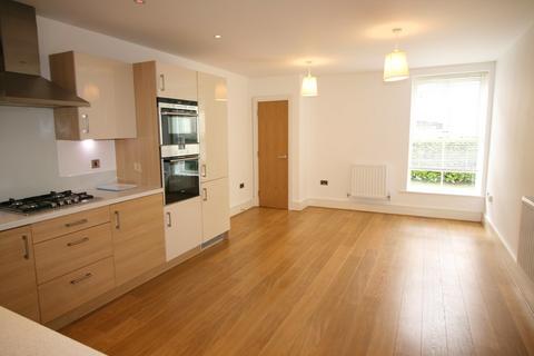 2 bedroom apartment to rent, Warren Road, Reigate