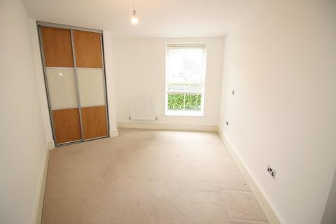 2 bedroom apartment to rent, Warren Road, Reigate