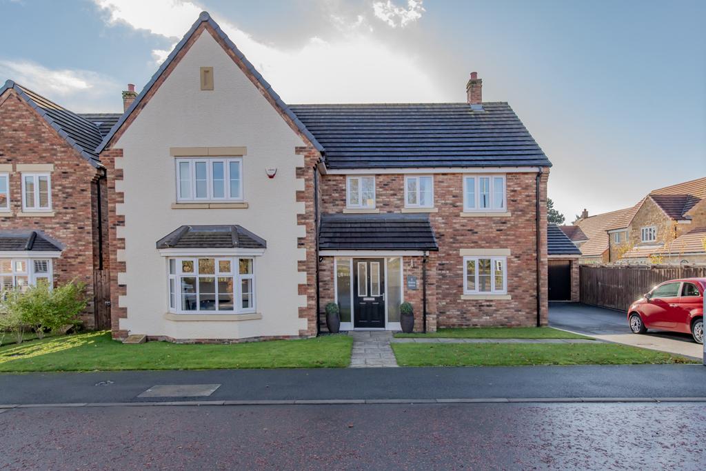 Siskin Drive, Corbridge NE45 5 bed detached house £1,800 pcm (£415 pw)