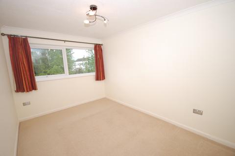 2 bedroom apartment to rent - Coniston Court, 19 Guys Cliffe Avenue, Leamington Spa, Warwickshire, CV32