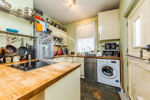 2 bedroom apartment to rent, North View Road, Crouch End, London