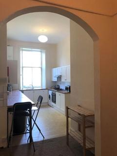 3 bedroom flat to rent, Dalkeith Road, Newington, Edinburgh, EH16