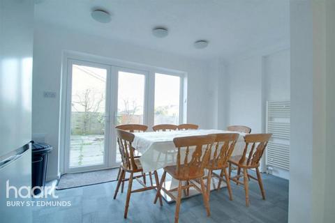 undefined, 14 Bury Park Drive, Bury st edmunds