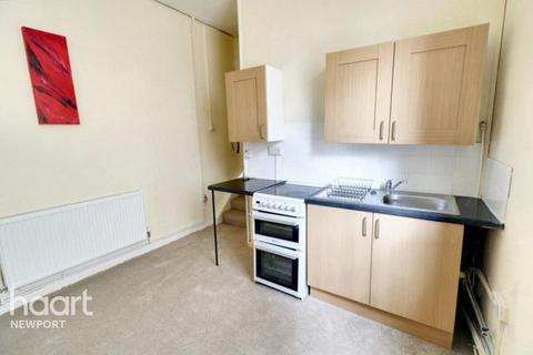 1 bedroom flat to rent, Kensington Place, Newport