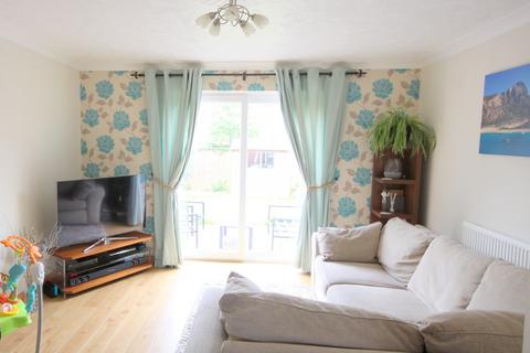 2 bedroom end of terrace house to rent, Horndean   Stonechat Road   UNFURNISHED