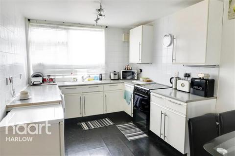 1 bedroom in a house share to rent, Berecroft, Harlow, Essex